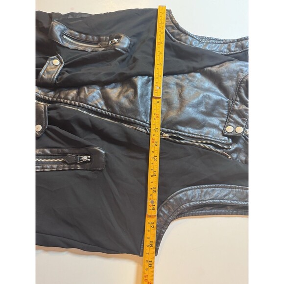 Paper Tee Women’s Faux Leather Moto Vest Long Sheer Back Layered Look Size Large - Picture 3 of 8